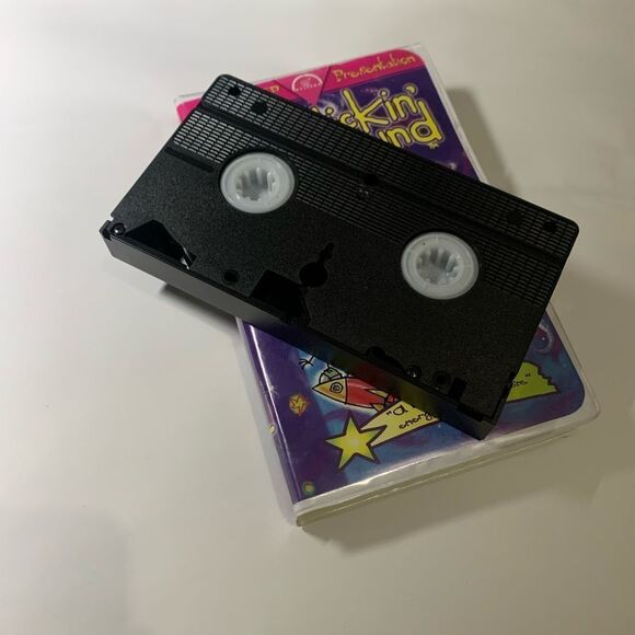 90s Cartoon Stickin’ Around VHS - Picture 6 of 7